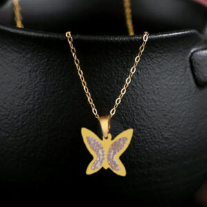 Collar mariposa cristales