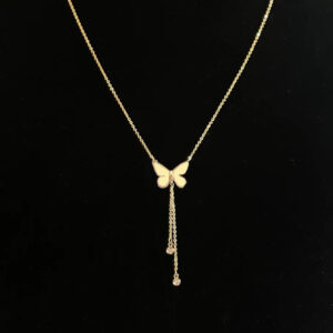 Collar mariposa con colgantes