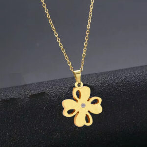 Collar trebol de 4 hojas